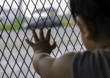 Mujer vendía niños en la Marte R. Gómez
